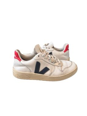 Veja V-10 Women Size 7 White Red Leather Black V Logo Casual Training Shoes